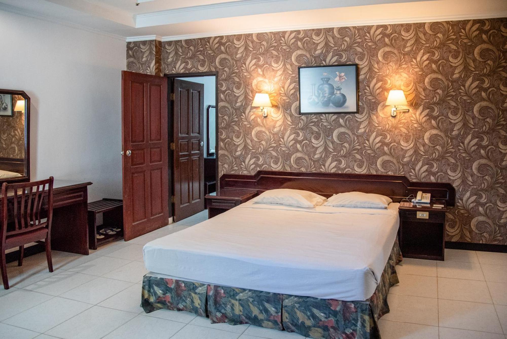 Melin Hotel Tanjungpinang Kültér fotó